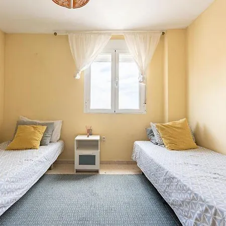 Faro's - El Pinillo Apartment Torremolinos